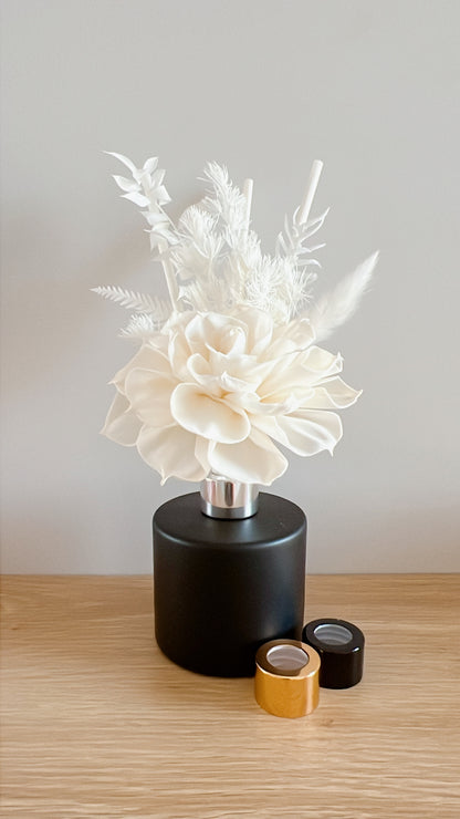 Black Sola Floral Diffuser Set