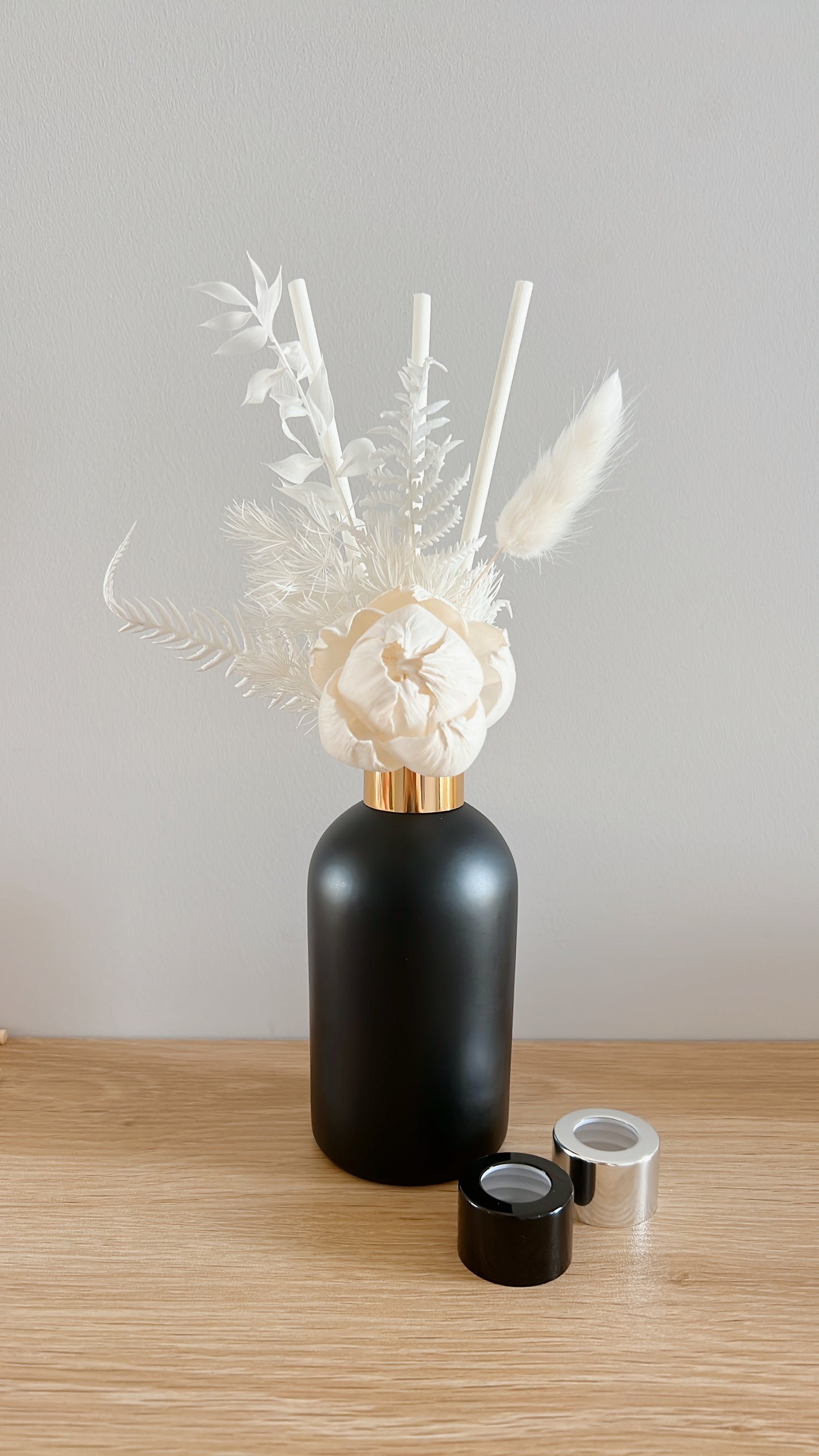 Tall Black Sola Floral Diffuser Set